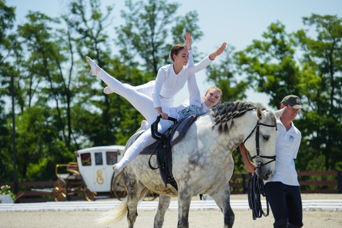 Horseback riding - Country Recreation Club «Usadba Familia» | Photo 4