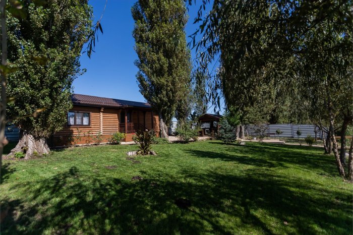 Fisherman's House No. 2 on the riverbank with 3 bedrooms, gated community and barbecue area - Country Recreation Club «Usadba Familia» | Photo 1