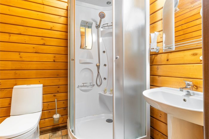Secluded riverfront room - Country Recreation Club «Usadba Familia» | Photo 8